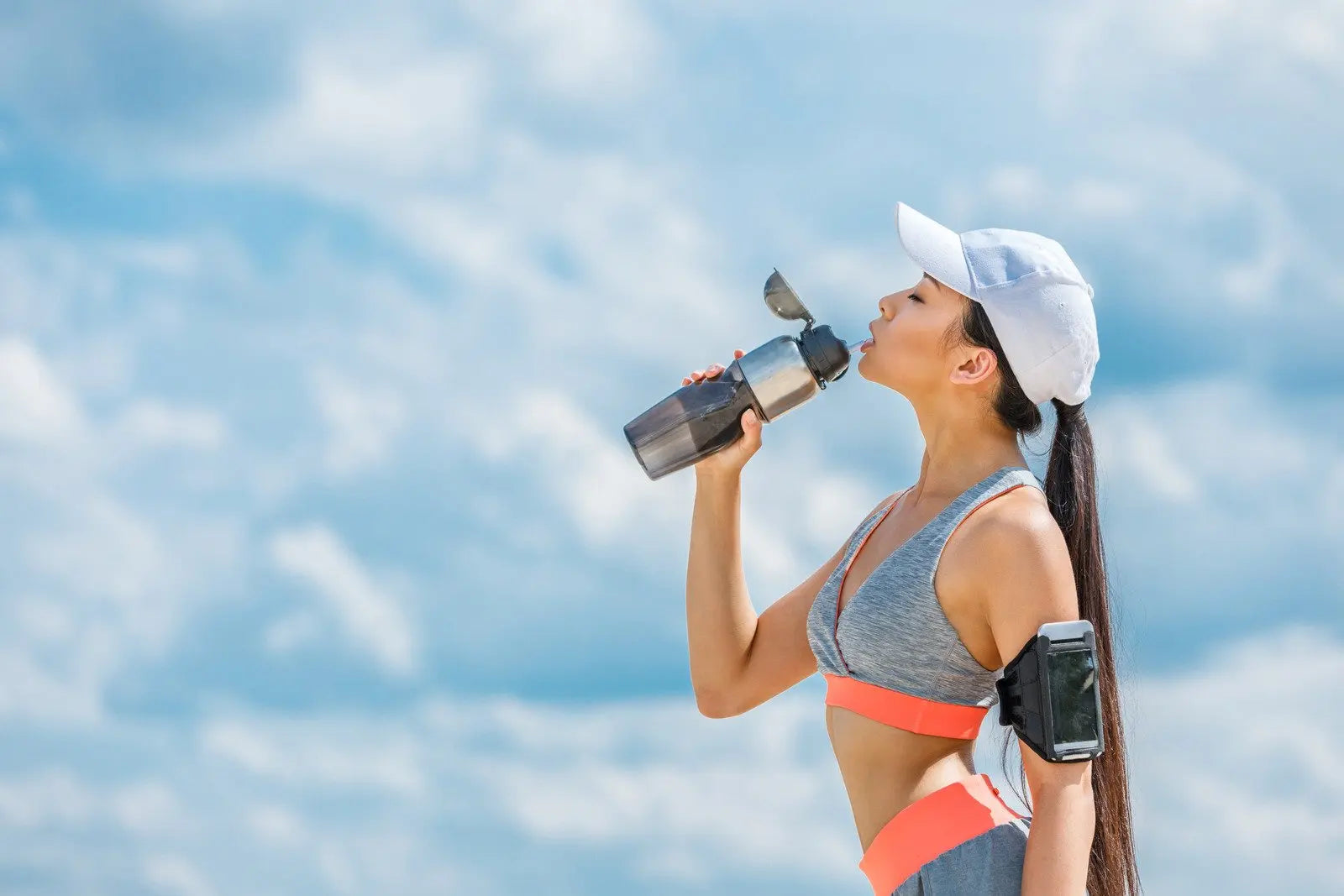 Gourde sport pour vous maintenir en forme en tout temps. 